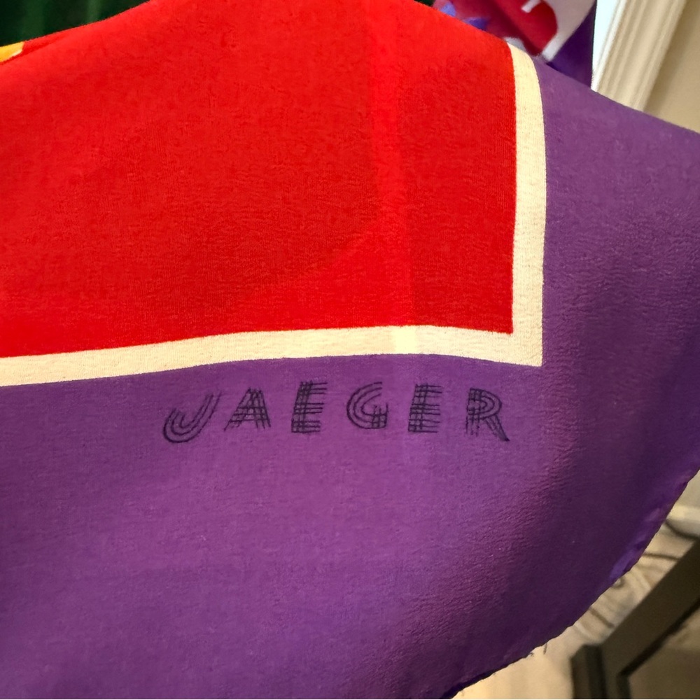 Jaeger silk scarf floral purple red white green pink gold - Picture 3 of 12